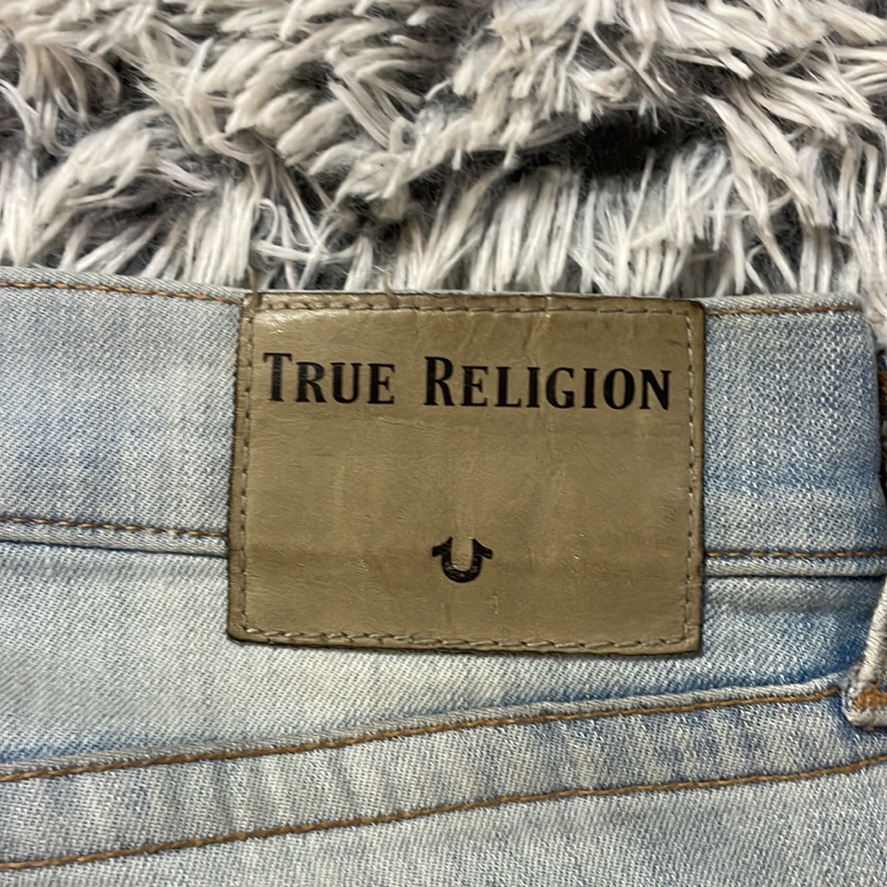 Gently worn Light Wash Distressed True Religion Finn Slim Tapered Jeans size 32 - Picture 12 of 12